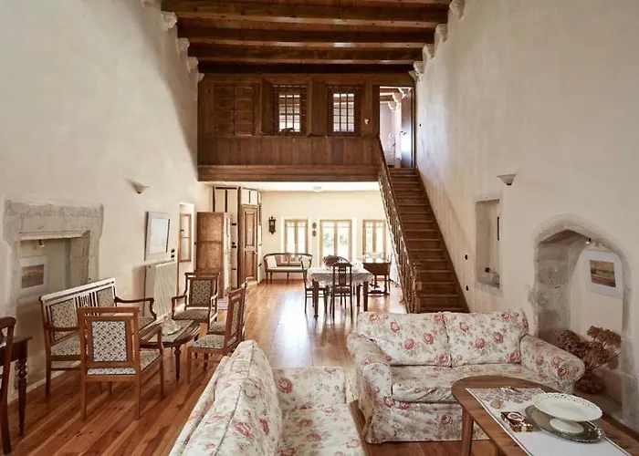 Anassa Townhouse, In Rethymno's Old Center Holiday home