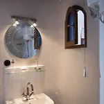 Anassa Townhouse, In Rethymno's Old Center