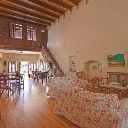 Anassa Townhouse, In Rethymno's Old Center * 레팀노