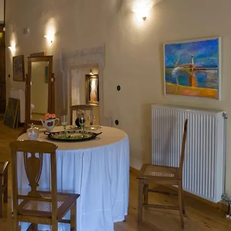 別荘 Anassa Townhouse, In Rethymno's Old Center レティムノ