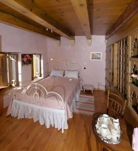 Anassa Townhouse, In Rethymno's Old Center * Rethimnon